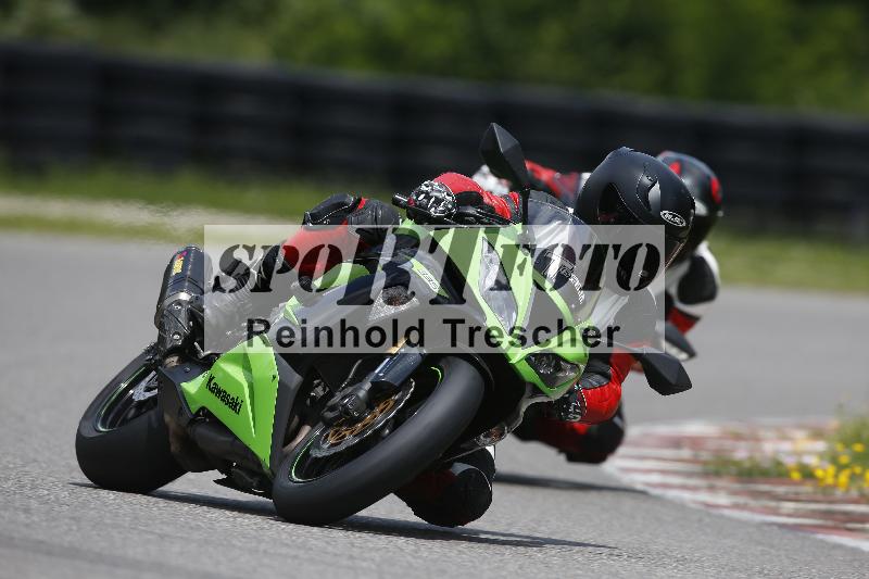 /Archiv-2024/29 12.06.2024 MOTO.CH Track Day ADR/Gruppe gelb/Team